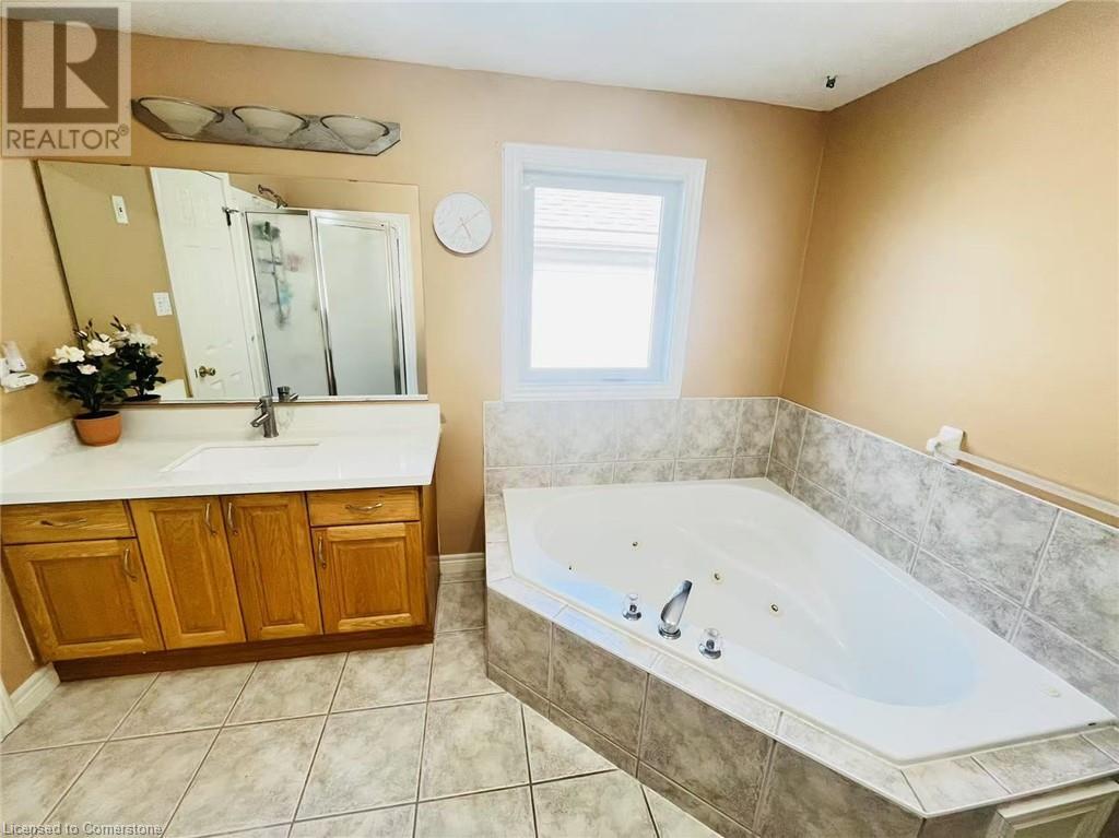 136 Hidden Creek Drive, Kitchener, Ontario  N2N 3N7 - Photo 17 - 40740924