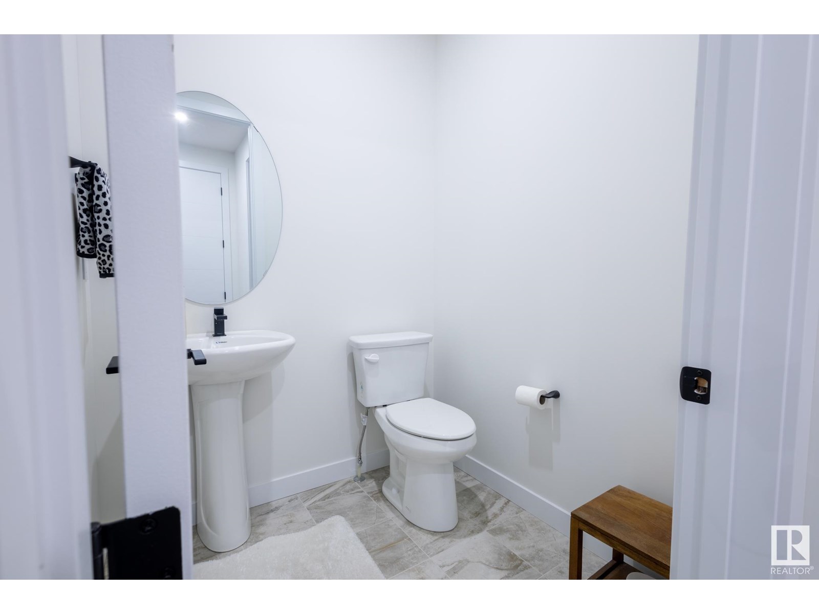 1538 Howes Place Sw, Edmonton, Alberta  T6W 5B9 - Photo 18 - E4425931