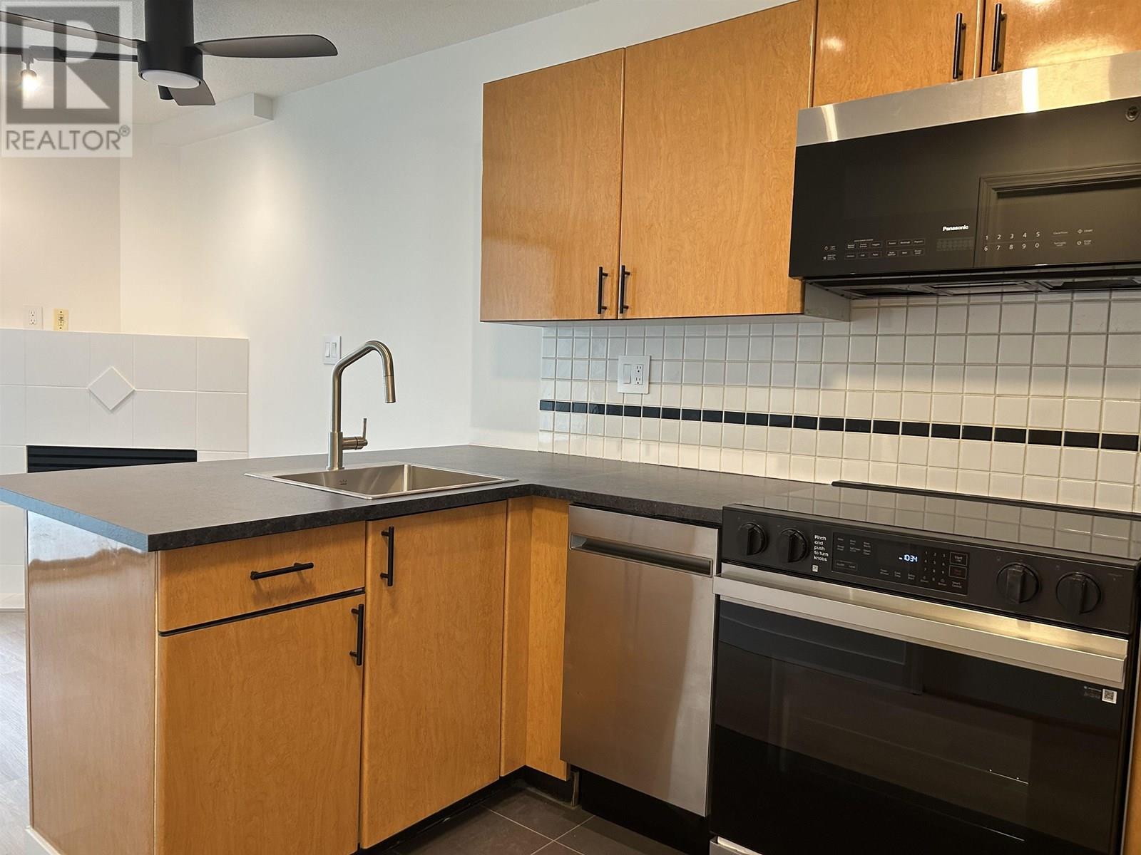 706 939 Homer Street, Vancouver, British Columbia  V6B 2W6 - Photo 4 - R3014985