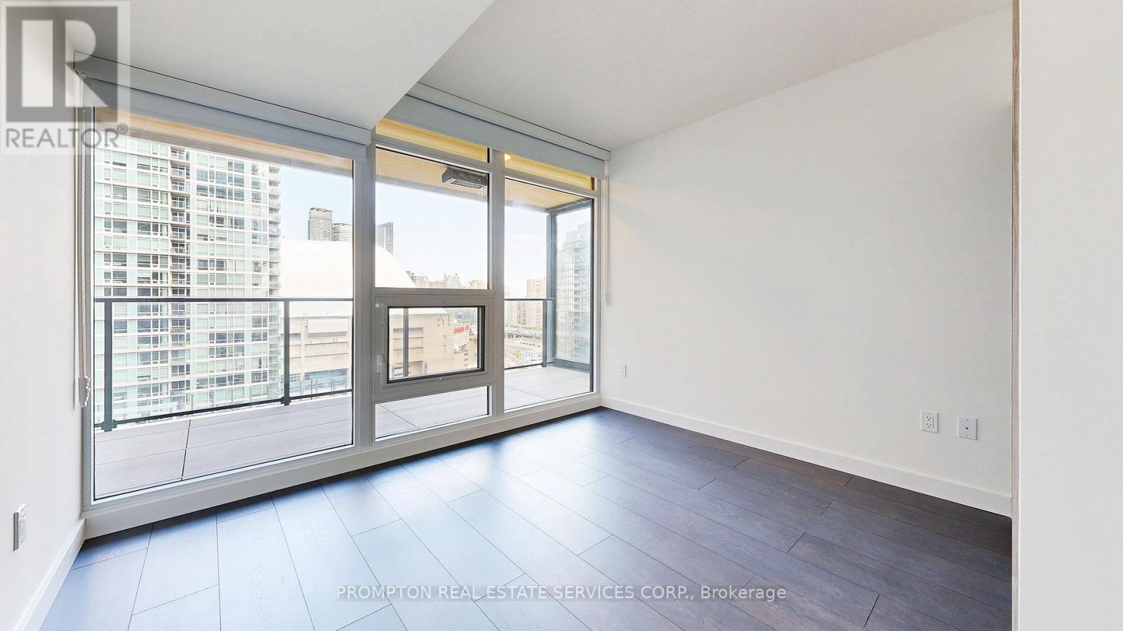 4309 - 3 Concord Cityplace Way, Toronto, Ontario  M5V 0X3 - Photo 17 - C12217859