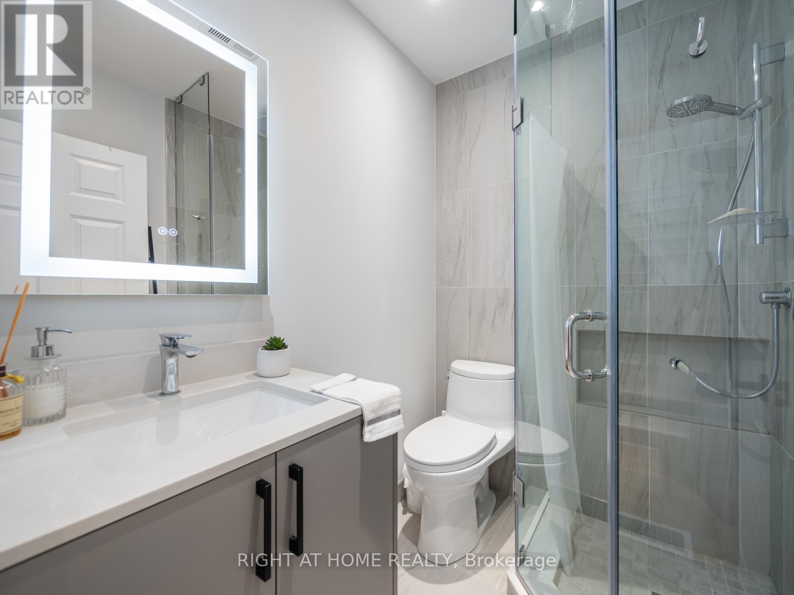 49 Amsterdam Avenue, Toronto, Ontario  M4B 2B9 - Photo 15 - E12217845
