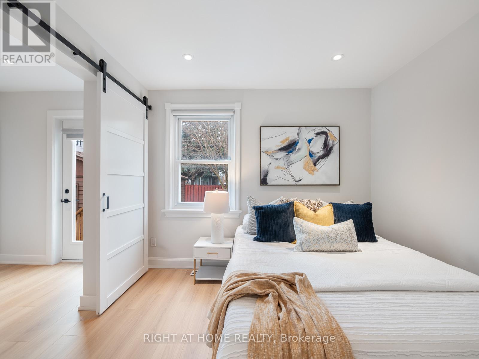 49 Amsterdam Avenue, Toronto, Ontario  M4B 2B9 - Photo 19 - E12217845