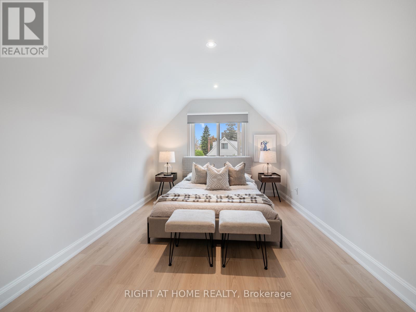 49 Amsterdam Avenue, Toronto, Ontario  M4B 2B9 - Photo 24 - E12217845