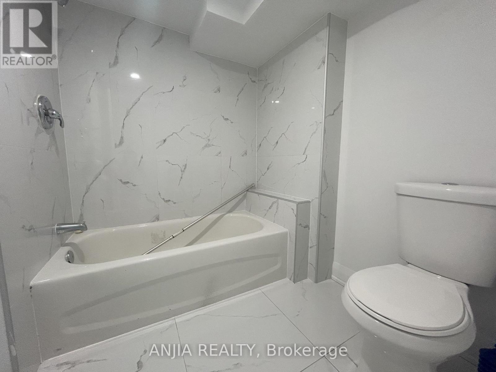 Bsmt - 68 Singleton Road, Toronto (Wexford-Maryvale), Ontario  M1R 2E9 - Photo 11 - E12217865