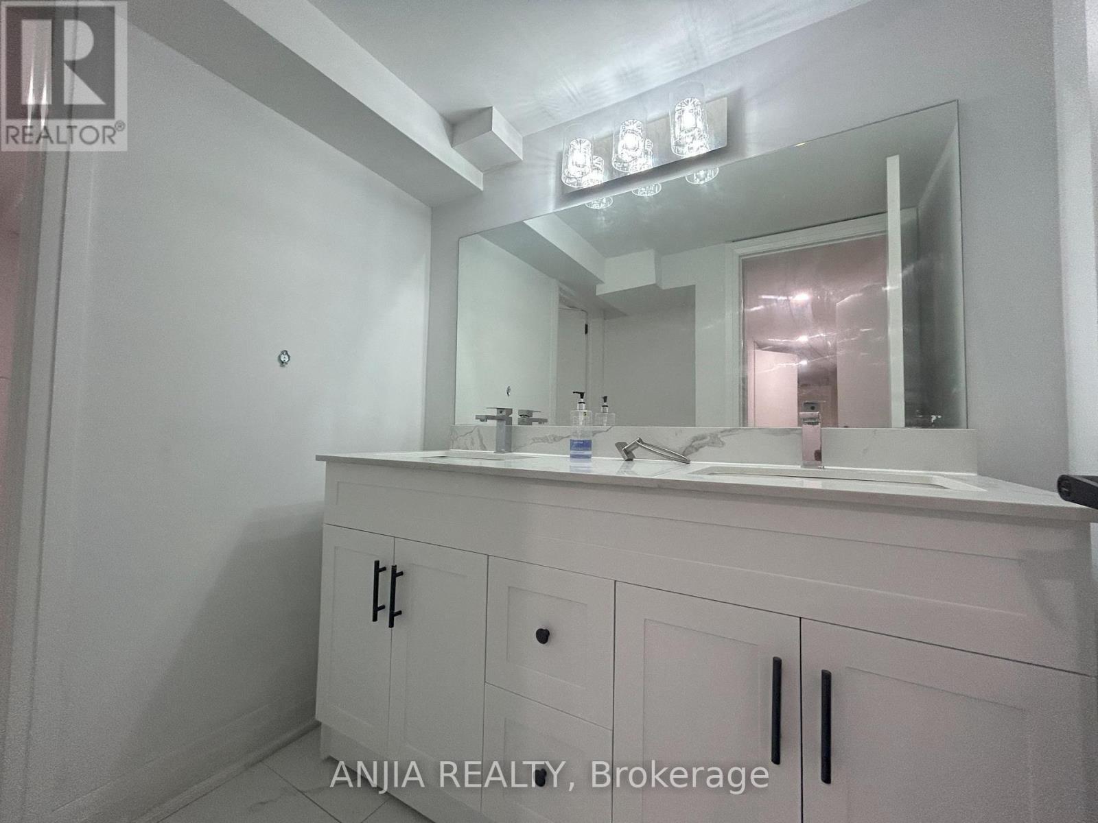 Bsmt - 68 Singleton Road, Toronto (Wexford-Maryvale), Ontario  M1R 2E9 - Photo 12 - E12217865