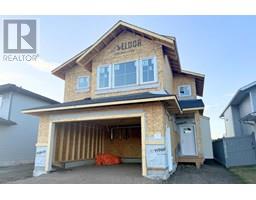 8718 83 Avenue Fieldbrook, Grande Prairie, Ca