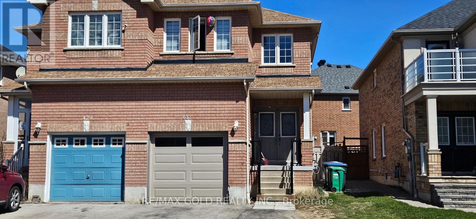 431 Krotone Crescent, Mississauga, Ontario  L5W 1T8 - Photo 2 - W12139330