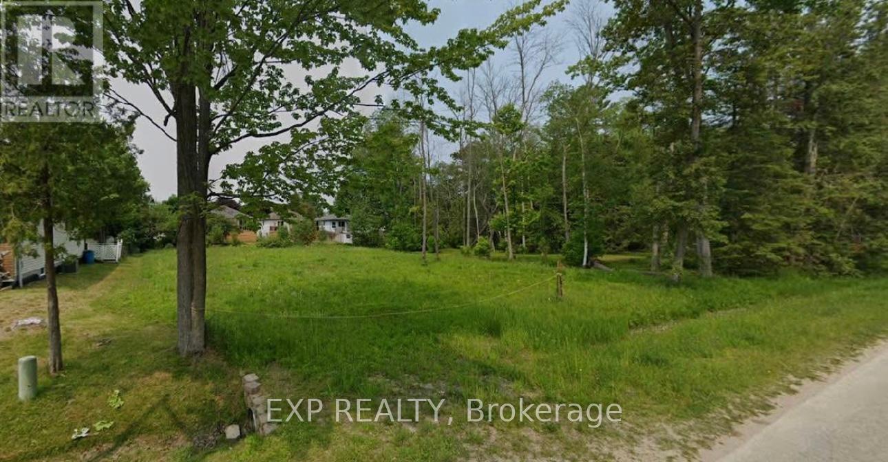104 Smallman Drive, Wasaga Beach, Ontario  L9Z 1L1 - Photo 2 - S12217849
