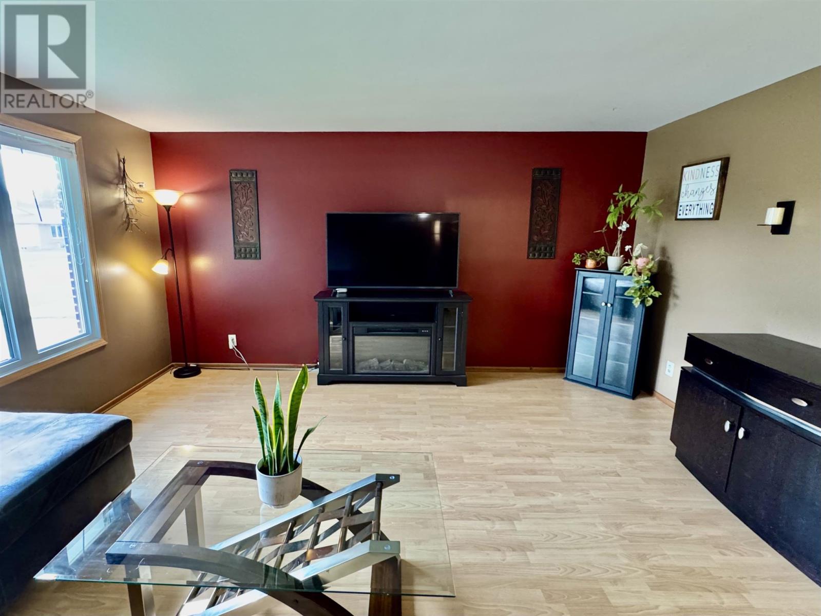 700 First Street, Fort Frances, Ontario  P9A 2Y9 - Photo 2 - TB251662