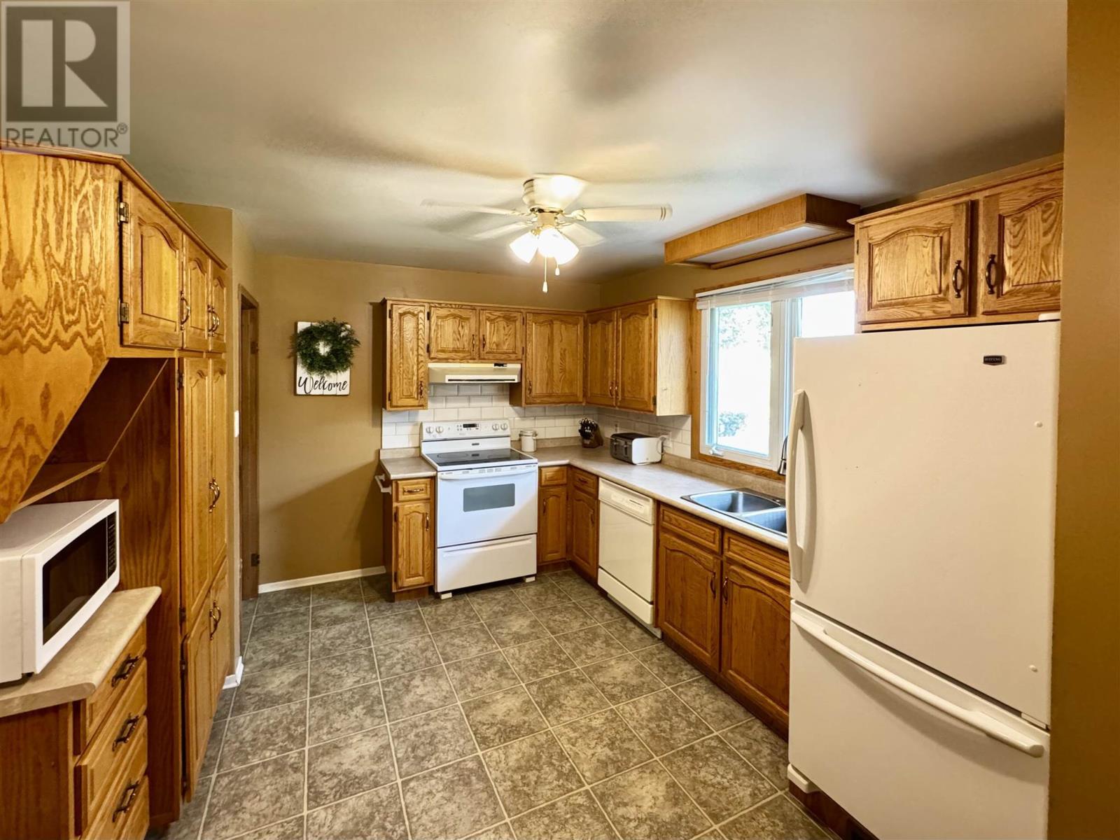 700 First Street, Fort Frances, Ontario  P9A 2Y9 - Photo 6 - TB251662
