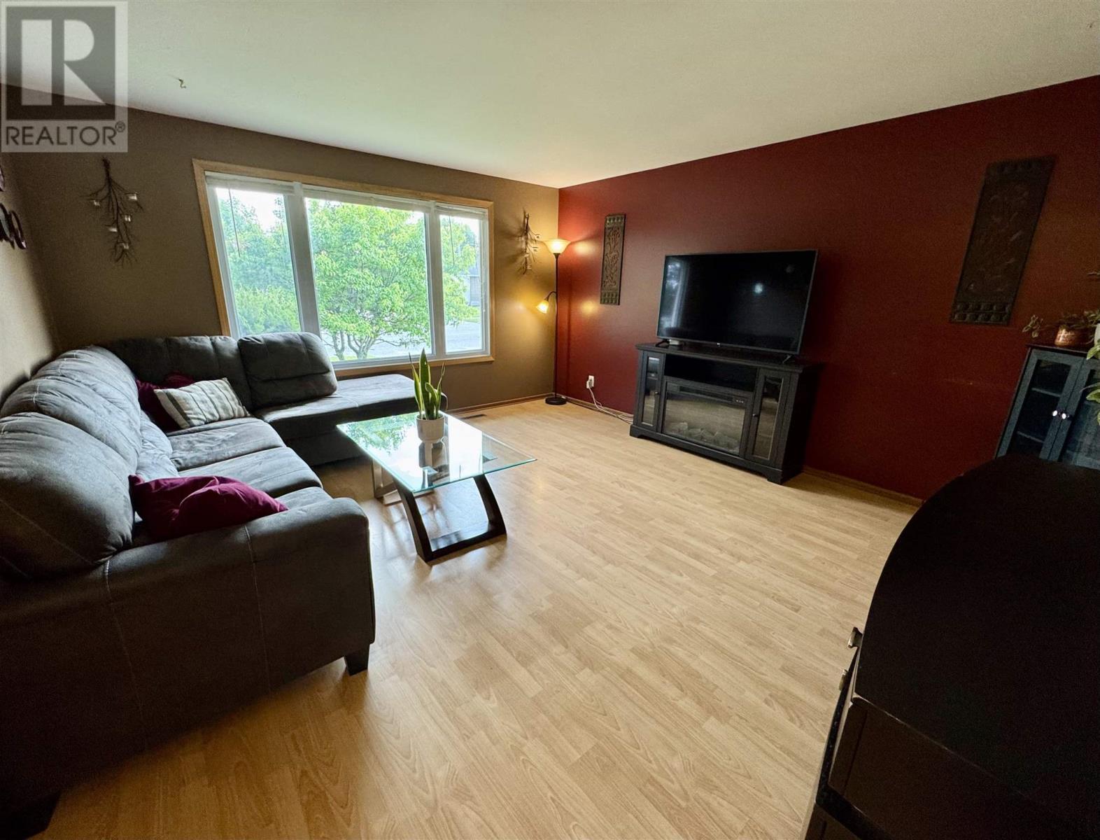 700 First Street, Fort Frances, Ontario  P9A 2Y9 - Photo 3 - TB251662