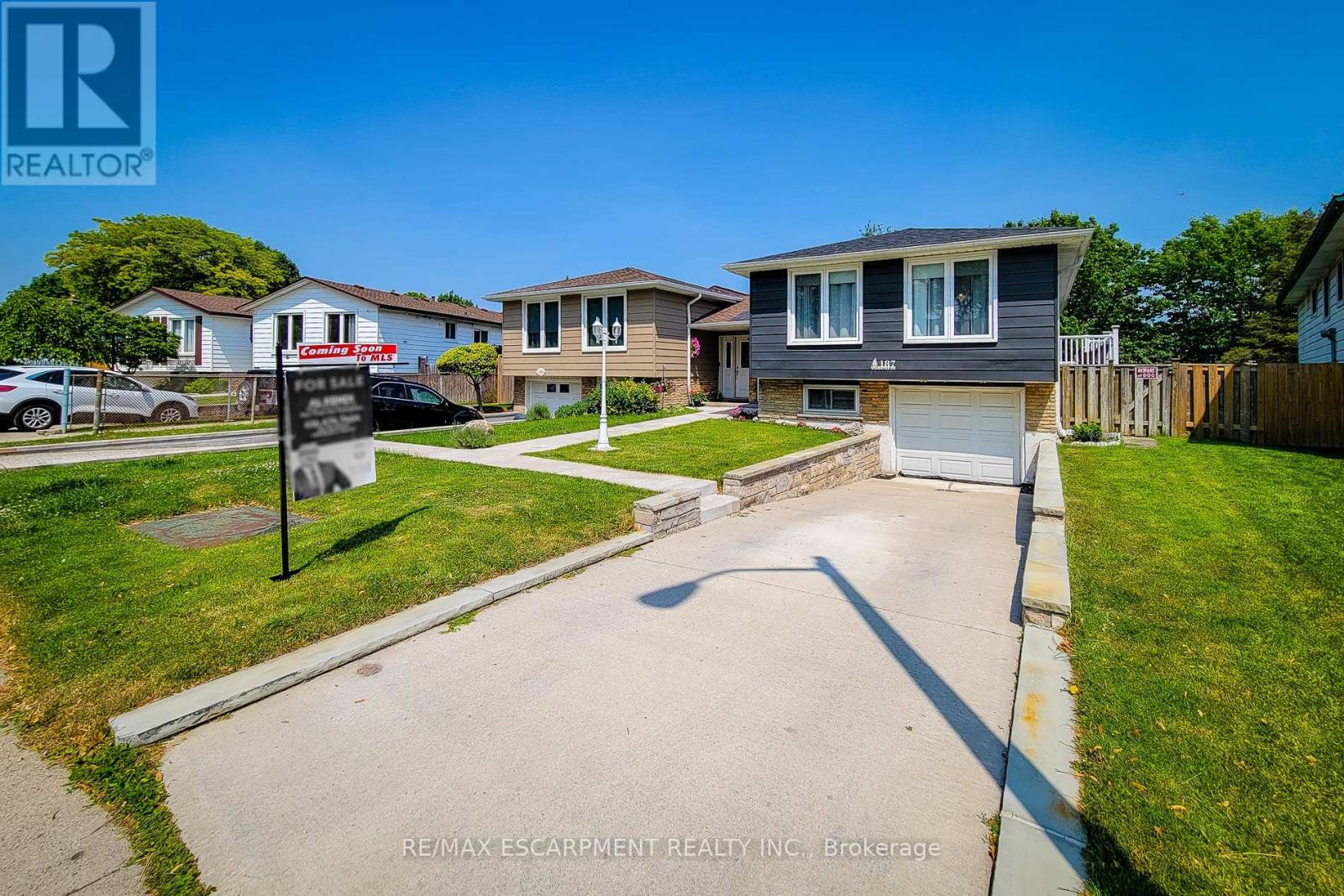 187 Wendover Drive, Hamilton, Ontario  L9C 5X6 - Photo 5 - X12217860
