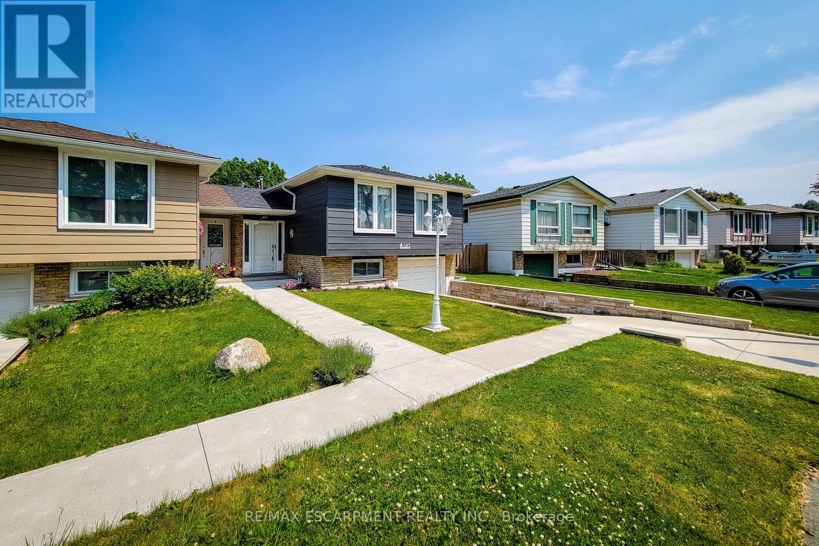 187 Wendover Drive, Hamilton, Ontario  L9C 5X6 - Photo 6 - X12217860