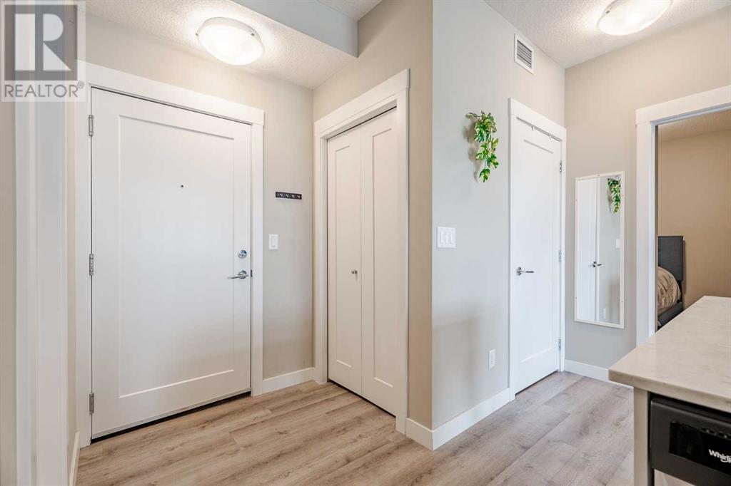 115, 30 Walgrove Walk Se, Calgary, Alberta  T2X 4M9 - Photo 4 - A2230717