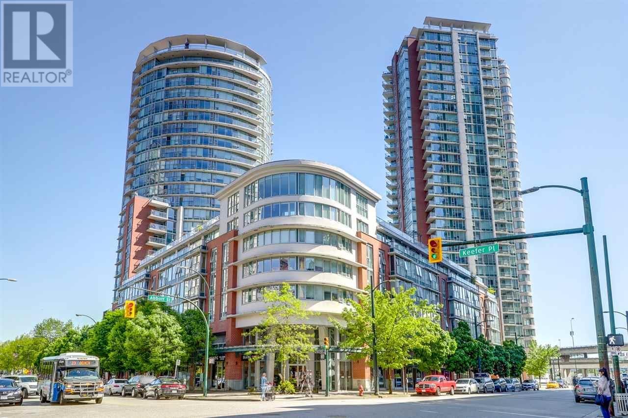607 618 ABBOTT STREET, Vancouver, British Columbia