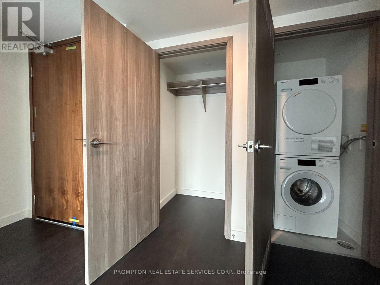 3801 - 3 Concord Cityplace Way, Toronto, Ontario  M5V 0X4 - Photo 12 - C12217889