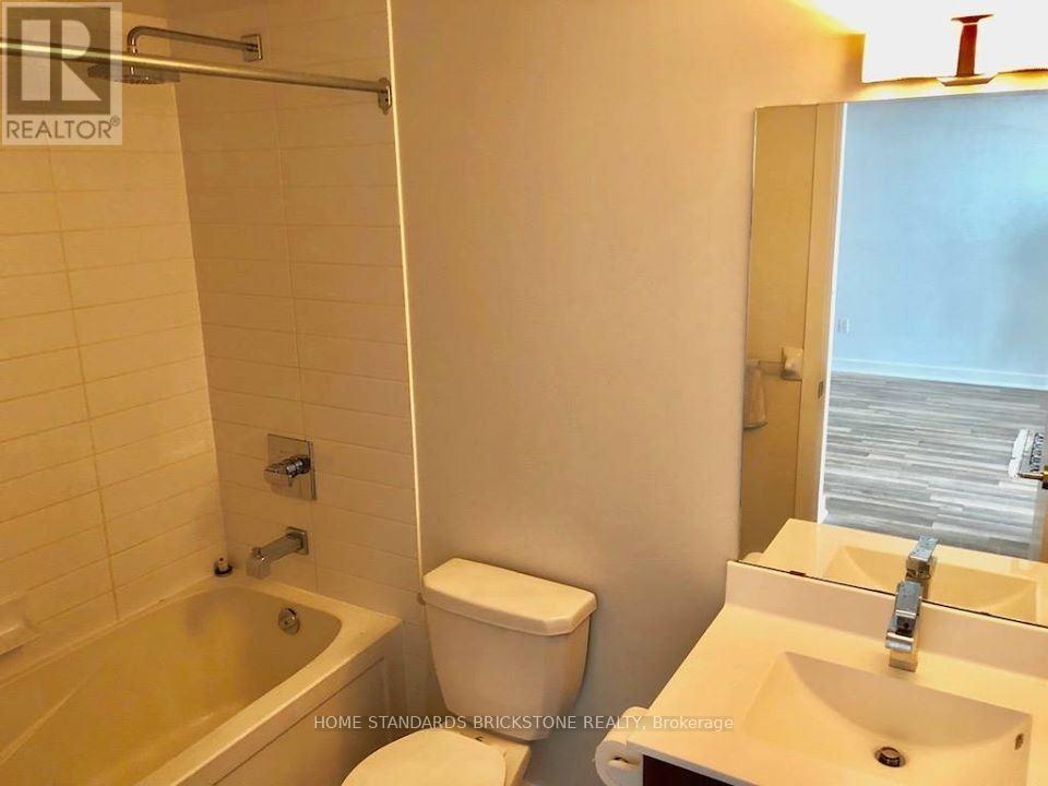 2105 - 5740 Yonge Street, Toronto, Ontario  M2M 0B1 - Photo 4 - C12217901