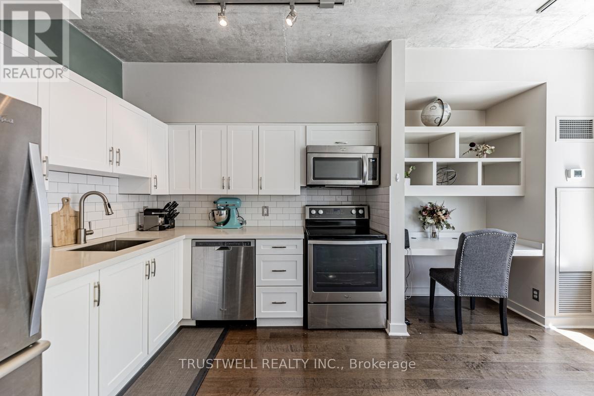 607 - 50 Camden Street, Toronto, Ontario  M5V 3N1 - Photo 10 - C12217923