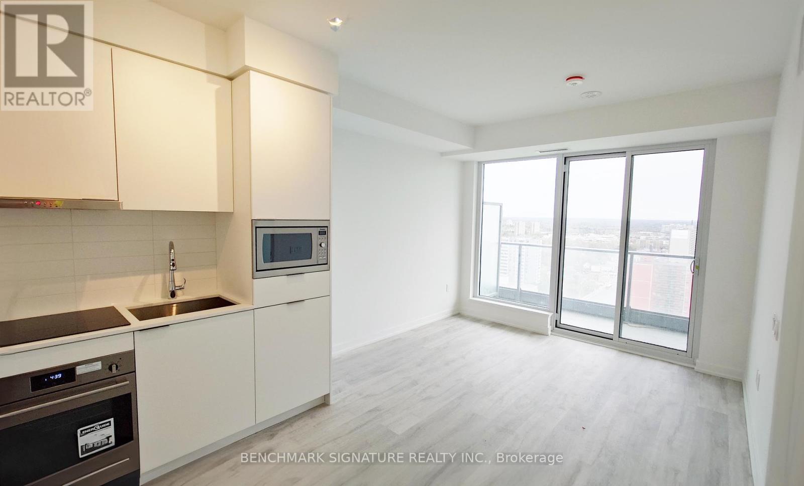 2102 - 7 GOLDEN LION HEIGHTS, Toronto, Ontario