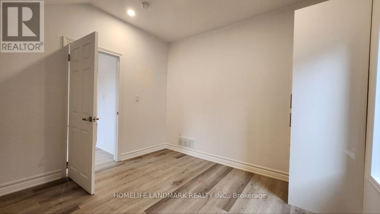 1 - 325 Simcoe Street S, Oshawa (Central), Ontario  L1H 4H9 - Photo 11 - E12217913