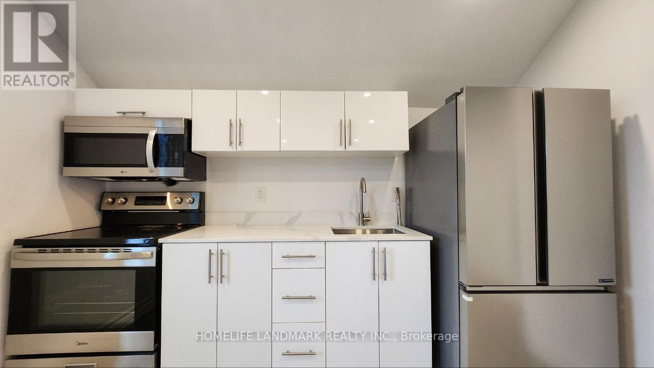 1 - 325 Simcoe Street S, Oshawa (Central), Ontario  L1H 4H9 - Photo 3 - E12217913