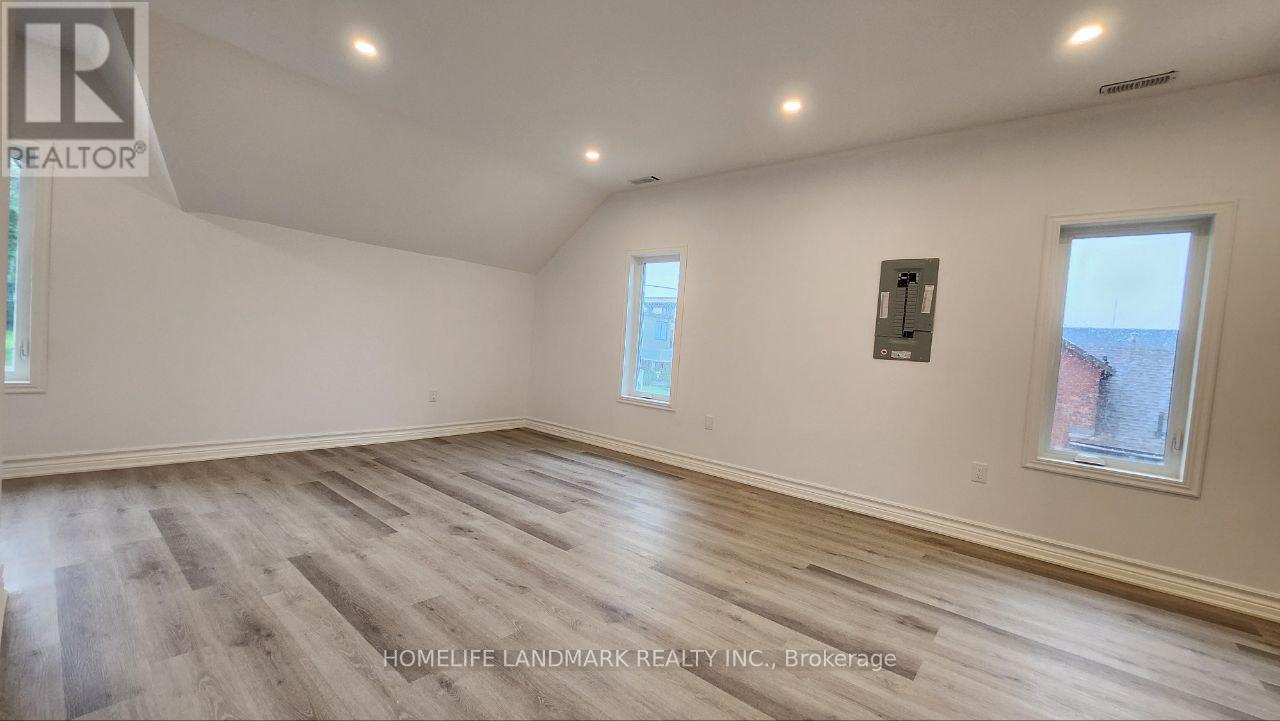 1 - 325 Simcoe Street S, Oshawa (Central), Ontario  L1H 4H9 - Photo 6 - E12217913