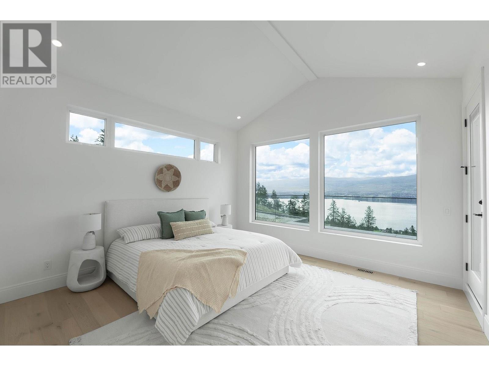 1327 Vineyard Drive, West Kelowna, British Columbia  V4T 3H9 - Photo 11 - 10352028