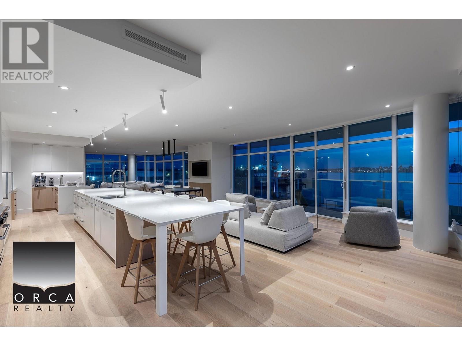 405 175 Victory Ship Way, North Vancouver, British Columbia  V7L 0G1 - Photo 11 - R3012605