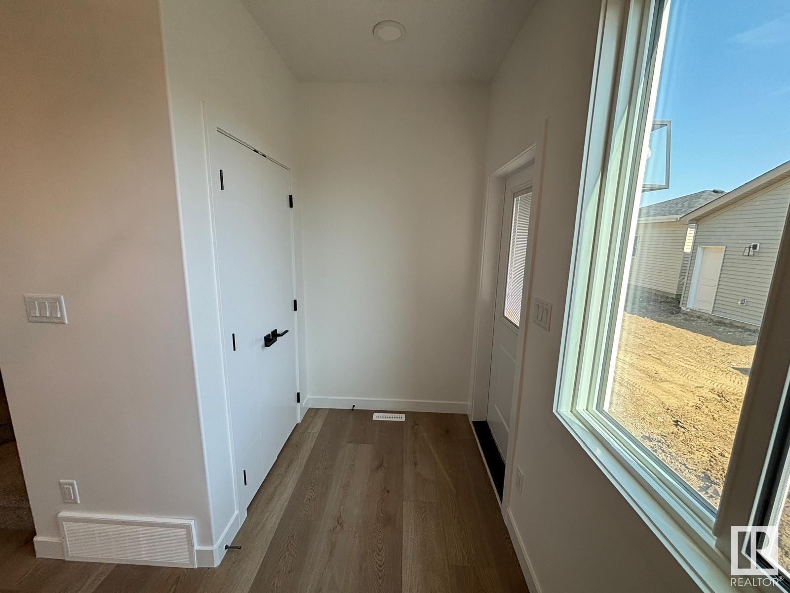 4207 38 St, Beaumont, Alberta  T4X 3B2 - Photo 10 - E4442158