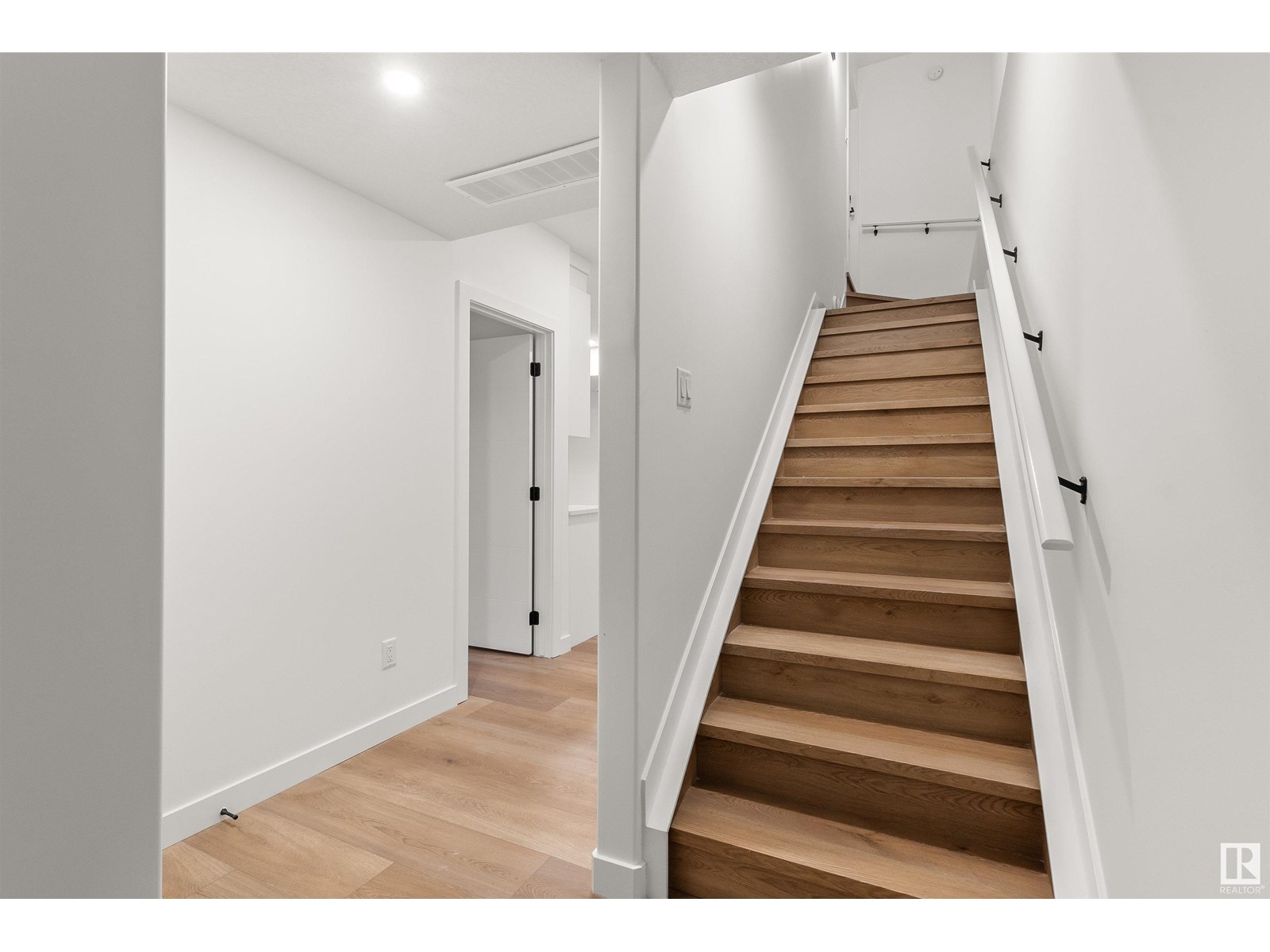 4207 38 St, Beaumont, Alberta  T4X 3B2 - Photo 21 - E4442158