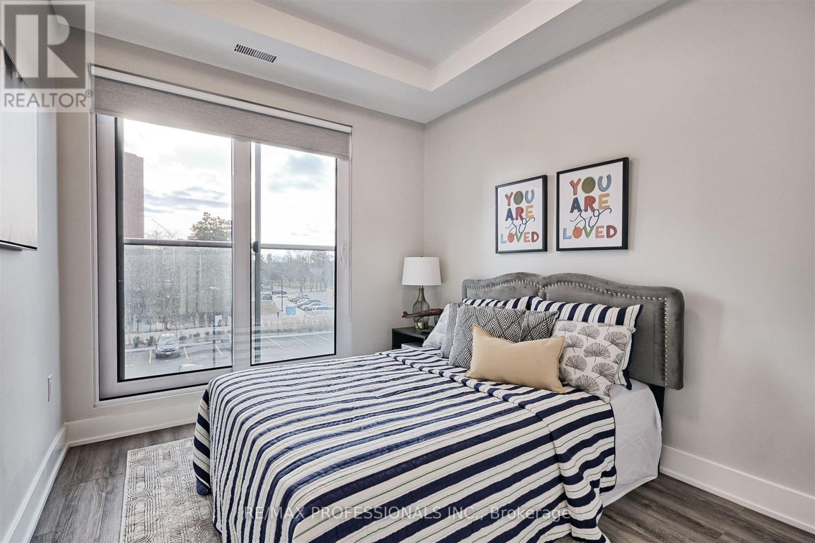 126 - 62 Dixfield Drive, Toronto, Ontario  M9C 3W1 - Photo 14 - W12217883