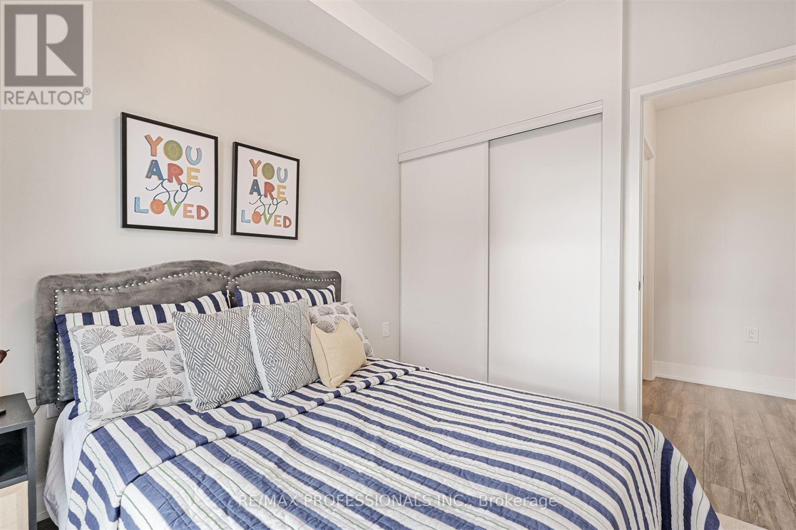 126 - 62 Dixfield Drive, Toronto, Ontario  M9C 3W1 - Photo 16 - W12217883