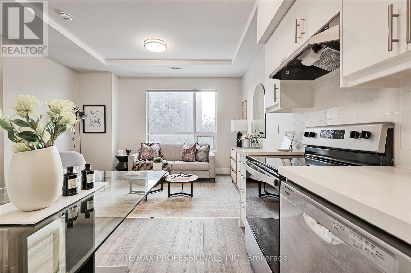 126 - 62 Dixfield Drive, Toronto, Ontario  M9C 3W1 - Photo 3 - W12217883