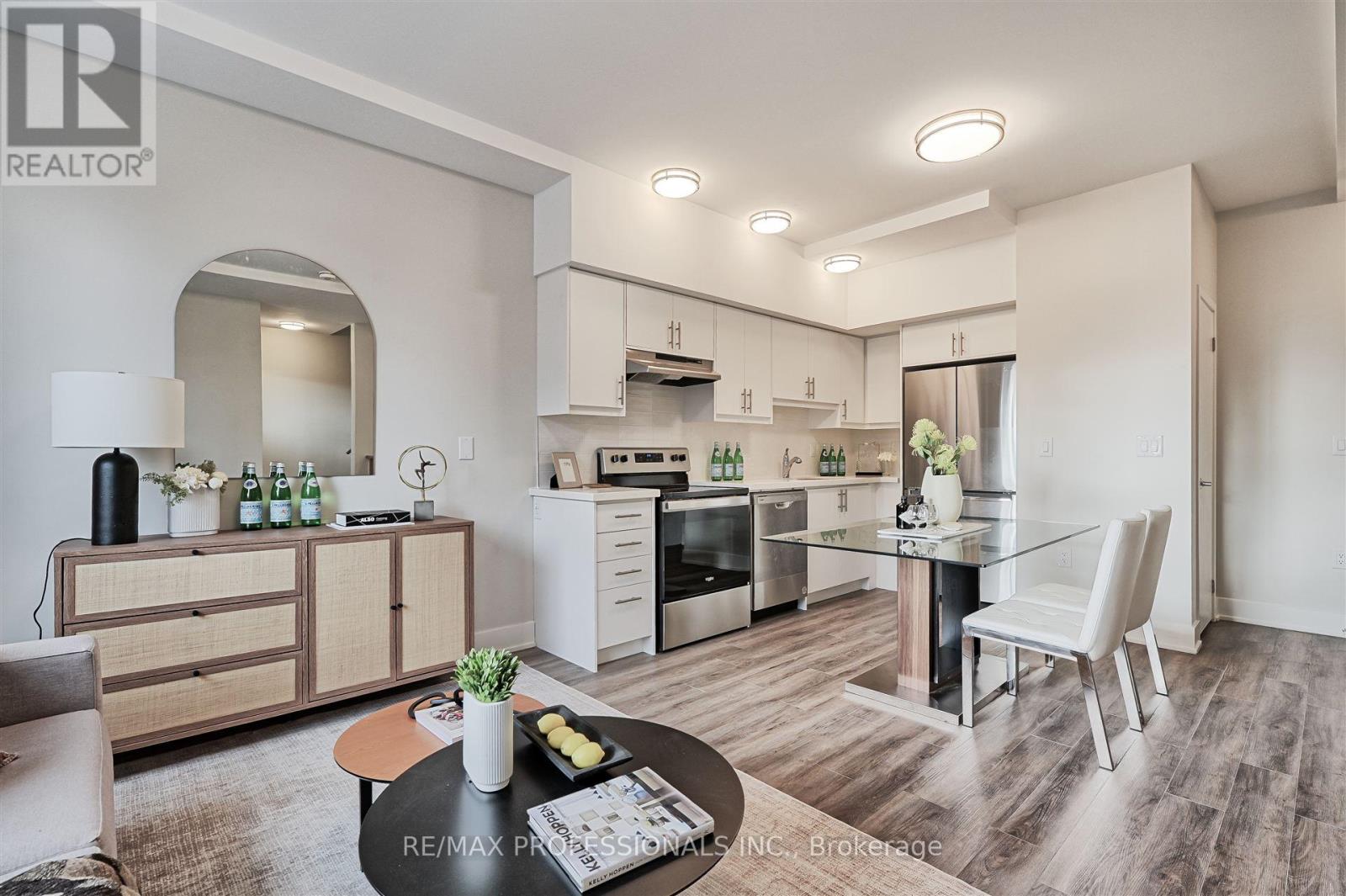 114 - 62 Dixfield Drive, Toronto, Ontario  M9C 3W1 - Photo 5 - W12217886