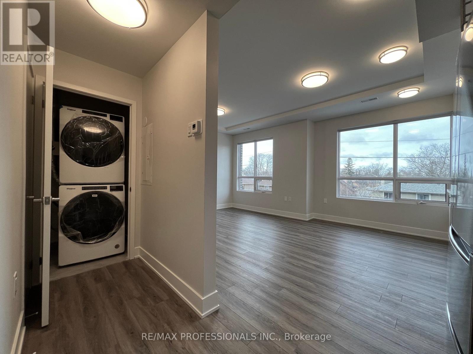 110 - 62 Dixfield Drive, Toronto, Ontario  M9C 3W1 - Photo 2 - W12217890