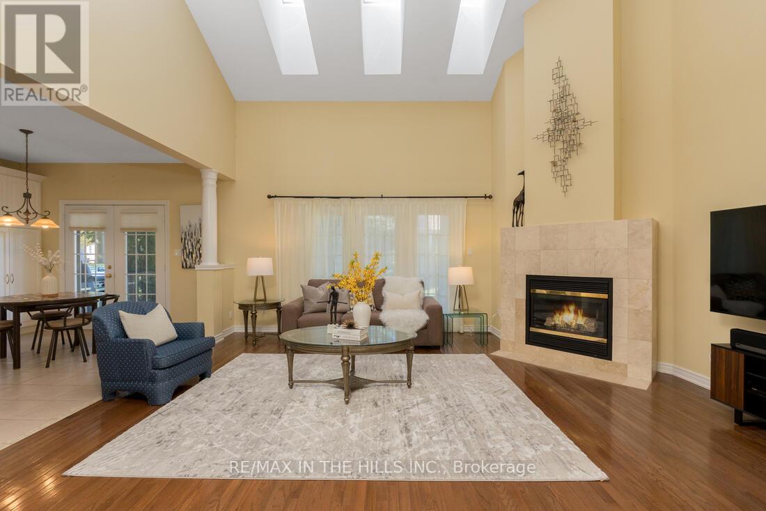 27 - 2165 Stavebank Road, Mississauga, Ontario  L5C 1T3 - Photo 8 - W12217925