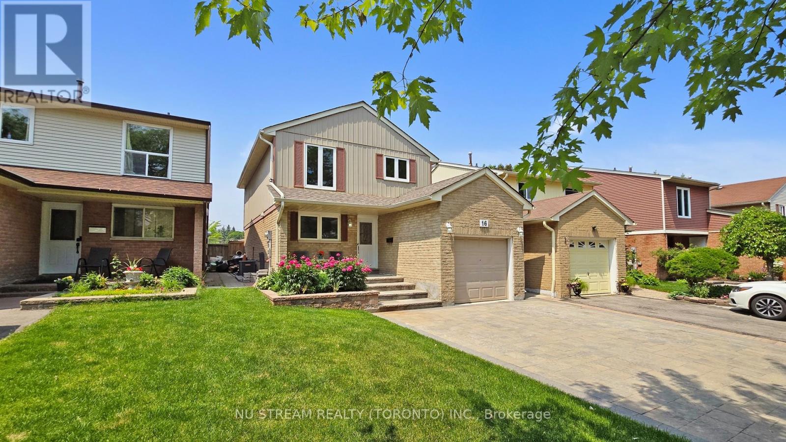 16 Caronia Square, Toronto, Ontario  M1B 2Z8 - Photo 2 - E12217937