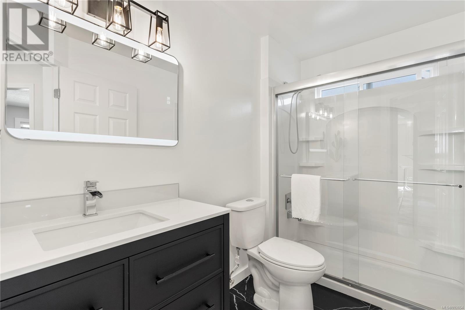 531 Dalton St, Victoria, British Columbia  V9A 4B1 - Photo 17 - 992654