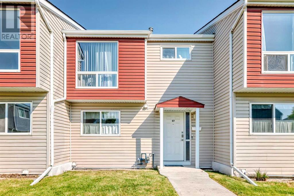 37, 5425 Pensacola Crescent SE, Calgary, Alberta