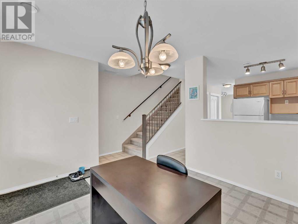 217 Washington Way Se, Medicine Hat, Alberta  T1A 8T9 - Photo 9 - A2230629