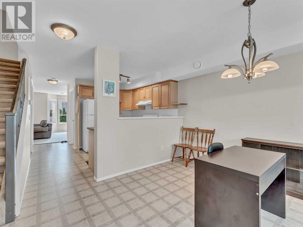 217 Washington Way Se, Medicine Hat, Alberta  T1A 8T9 - Photo 6 - A2230629