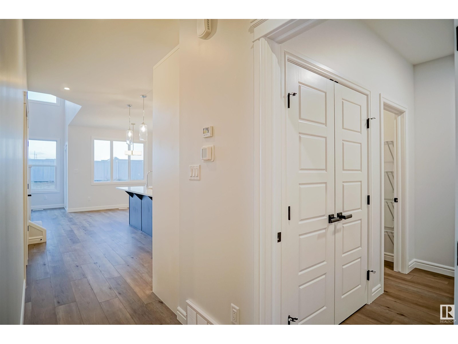 1535 11 Av Nw, Edmonton, Alberta  T6T 2N5 - Photo 4 - E4442160