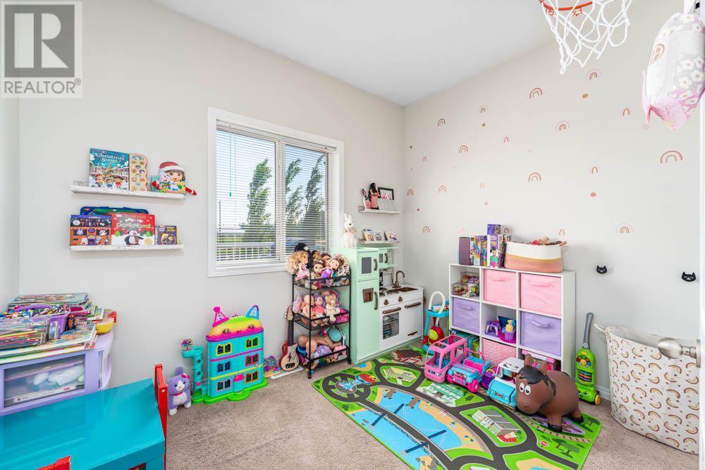 738 Carriage Lane Drive, Carstairs, Alberta  T0M 0N0 - Photo 17 - A2229329