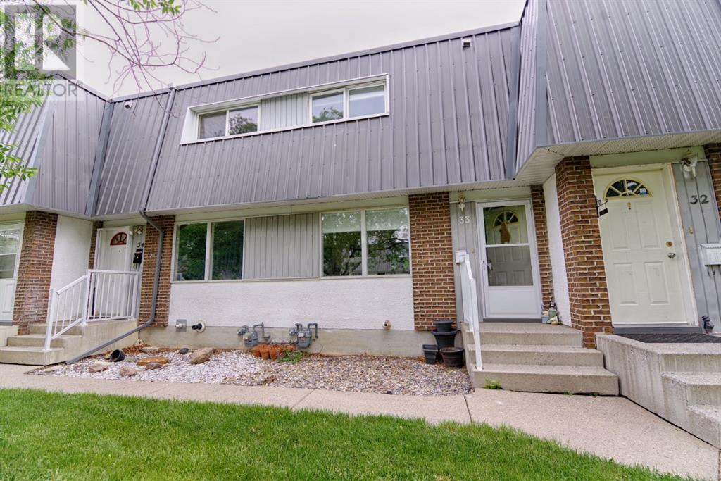 33, 1601 23 Street N, Lethbridge, Alberta  T1H 4K1 - Photo 1 - A2229324