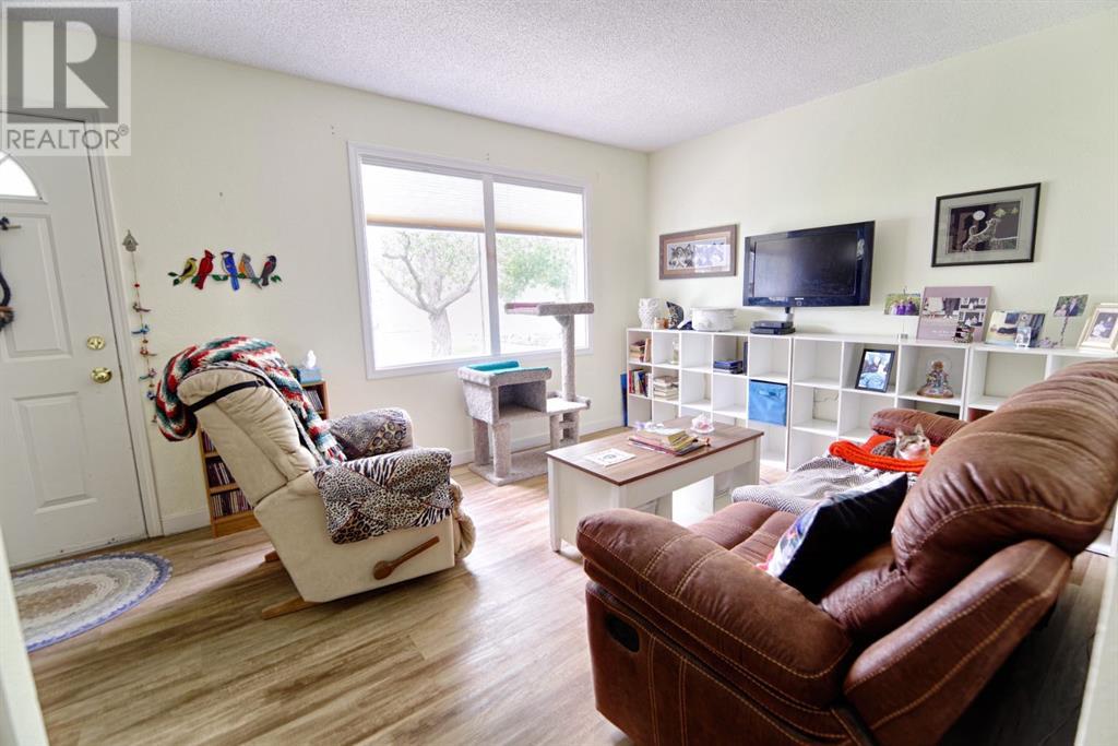 33, 1601 23 Street N, Lethbridge, Alberta  T1H 4K1 - Photo 4 - A2229324