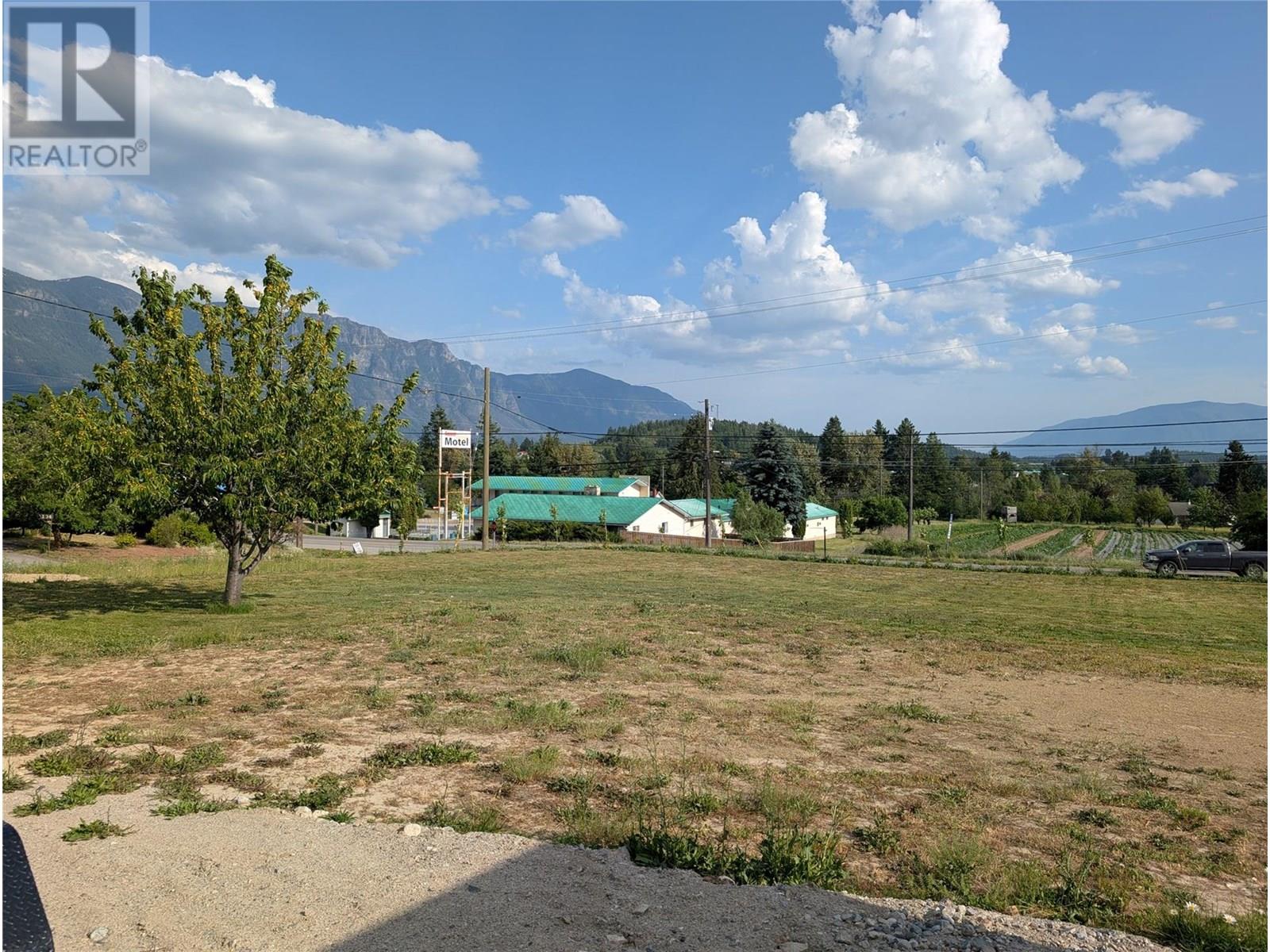 2628 3 Highway, Erickson, British Columbia  V0B 1K0 - Photo 4 - 10330056