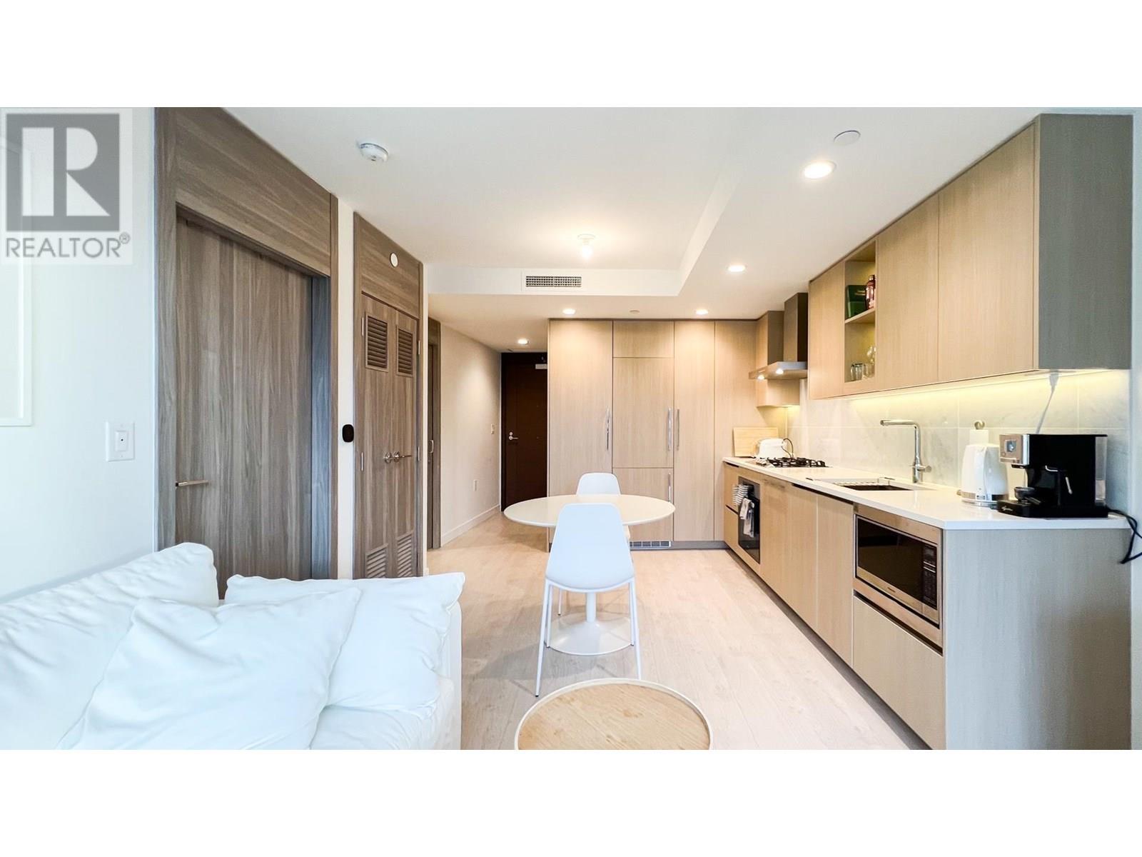 904 1768 Cook Street, Vancouver, British Columbia  V5Y 0N3 - Photo 5 - R3014845