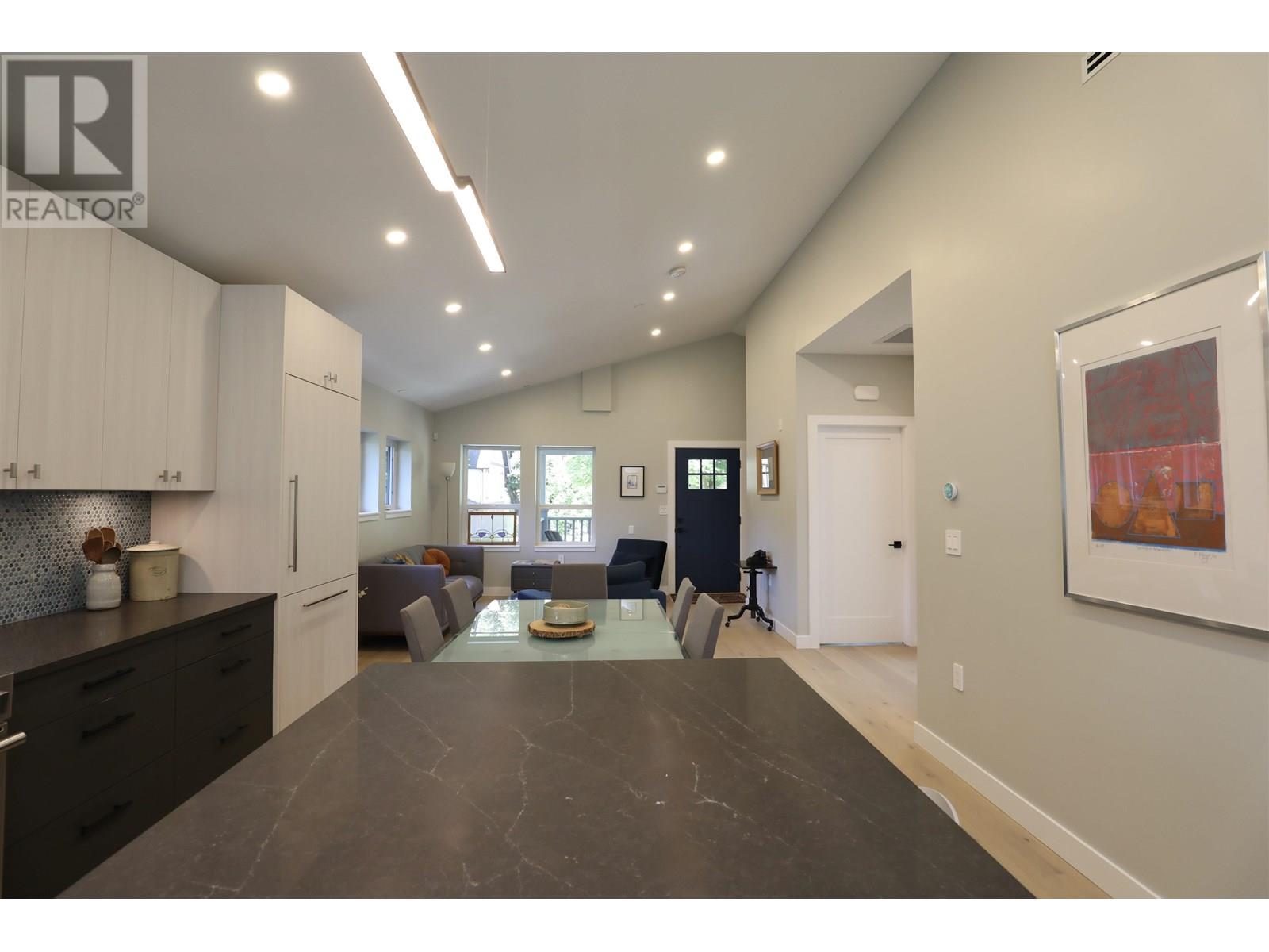 3372 Fleming Street, Vancouver, British Columbia  V5N 3V5 - Photo 15 - R3015065