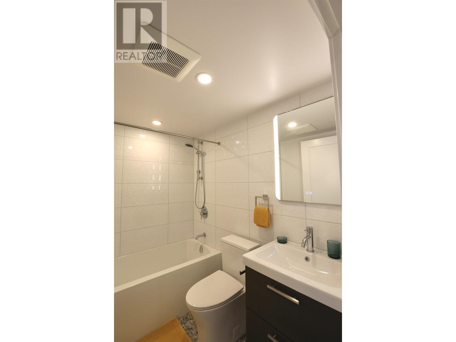 3372 Fleming Street, Vancouver, British Columbia  V5N 3V5 - Photo 23 - R3015065