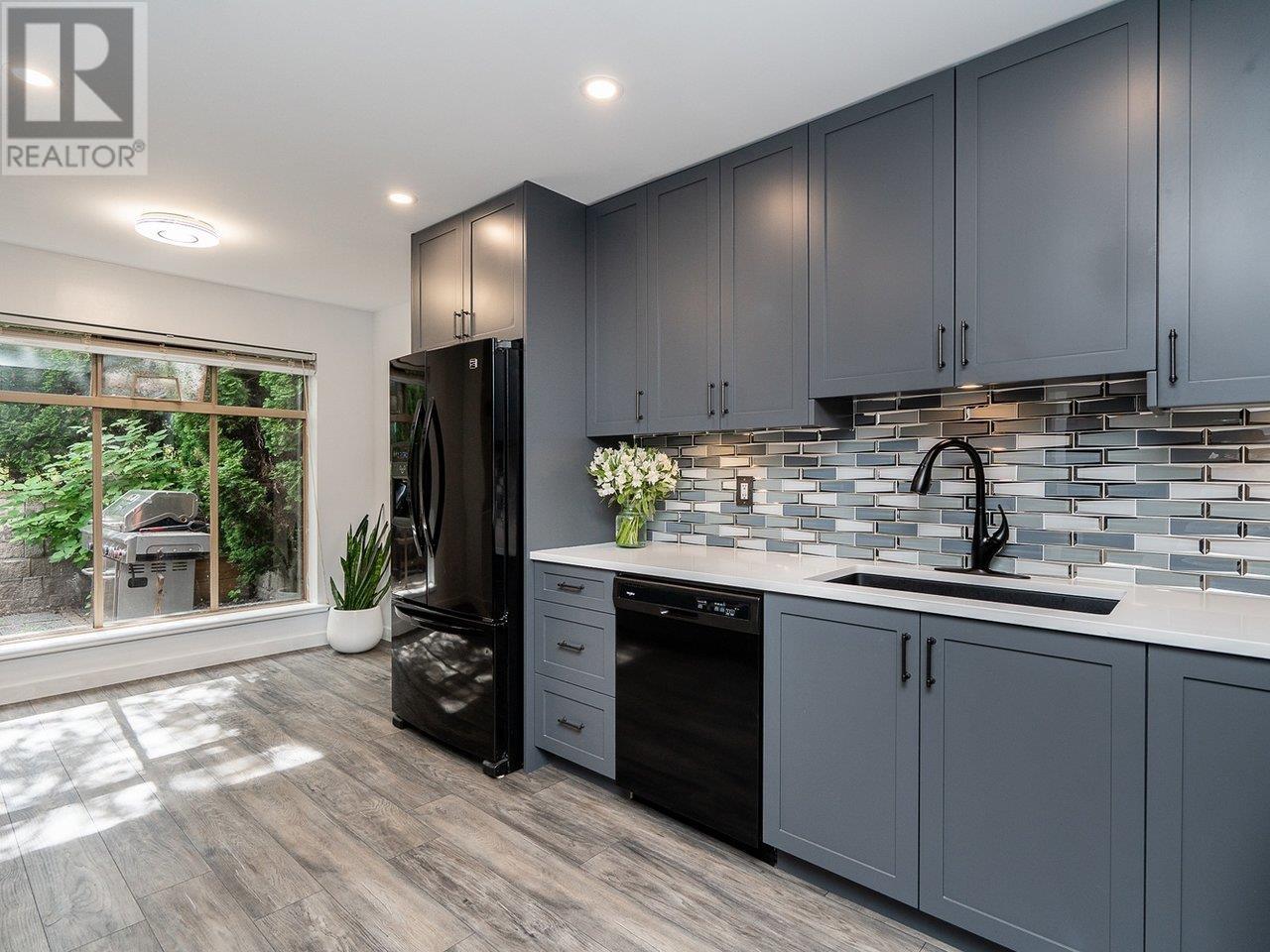 71 323 Governors Court, New Westminster, British Columbia  V3L 5S6 - Photo 14 - R3010431